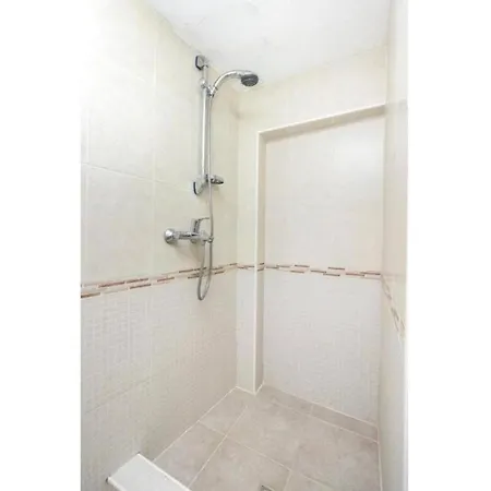 Apartament Stone *
